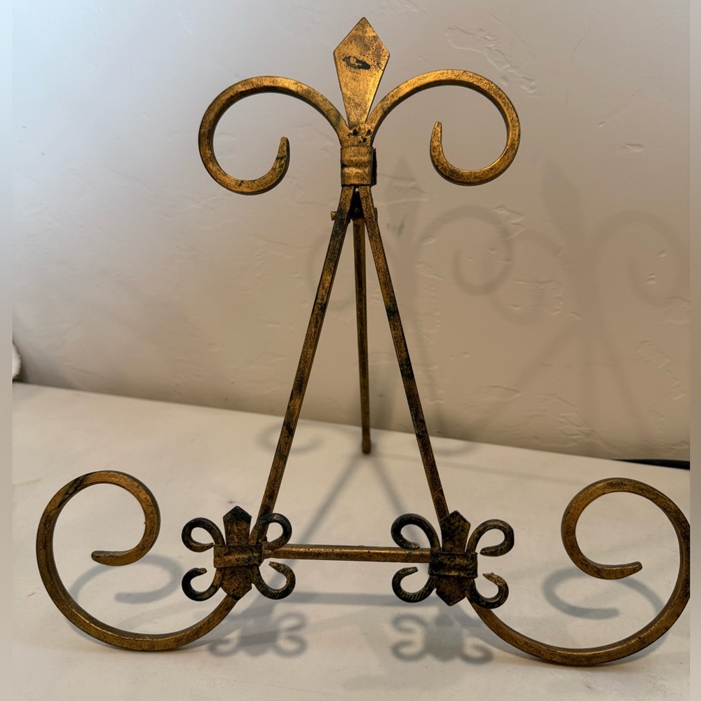 Large Wrought Iron Black Gold Easel Picture Frame Art Display Stand 11” Tall